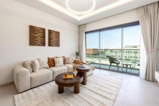 Elegant 1 Bedroom with Balcony in City Walk - 0