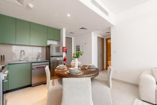 Elegant 1 Bedroom with Balcony in City Walk - 3