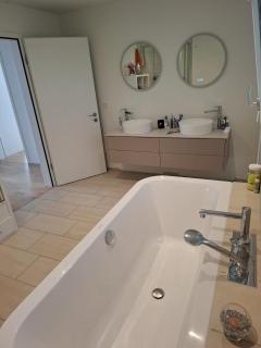 Lake Zug, Luxury Home, Stunning View - 3