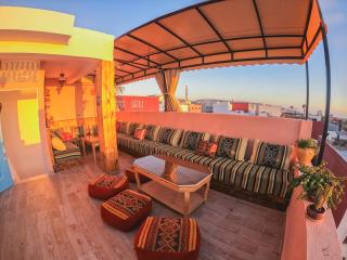 Atlantic Vibes Surf Hostel - 3