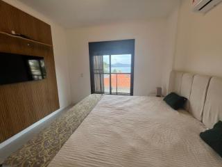 Apto completo 21A alto padrão praia Enseada - 9