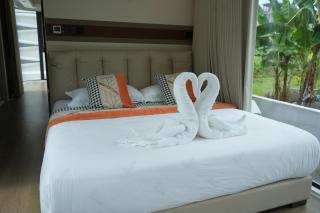 Sunny Pavilion Thoddoo - 4