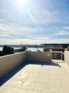 Royal Home Dome Style - Top Floor Apartment - 6