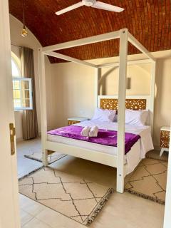 Royal Home Dome Style - Top Floor Apartment - 5