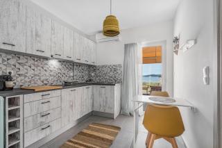 Mella Roa - Amber - 9