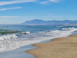 Luxury Beach Marbella Boutique Penthouse 2 bedrooms Pools Open 365 days - 7