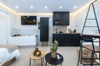 LUXURY APARTMENT JACUZZi - 1