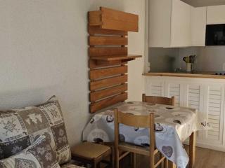 Appart 4 pers avec WIFI, animaux admis, proche pistes - Les Menuires - FR-1-574-66 - 7