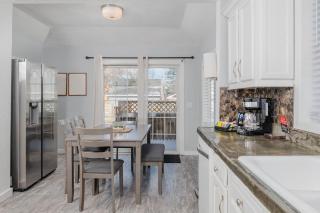 Bungalow on Baldwin - 3 bed 2 bath - 8