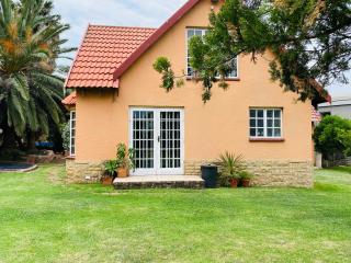 The Qs guest suite - Brakpan - 9