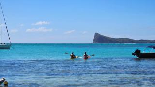 Family Retreat - Pool - Gym - BBQ - Walk to Beach - 7