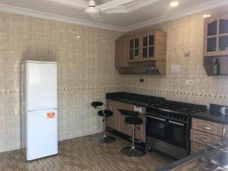 Modern One-Bedroom Retreat in North Legon, Accra - 4