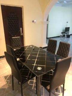 Modern One-Bedroom Retreat in North Legon, Accra - 3