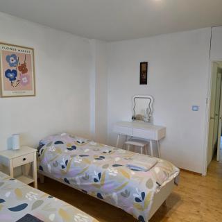 Avara ja kodikas huoneisto parvekkeella - 4