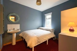 Fabulous Central Belfast Large 4 Bedroom Townhouse - Off Street Parking - 1