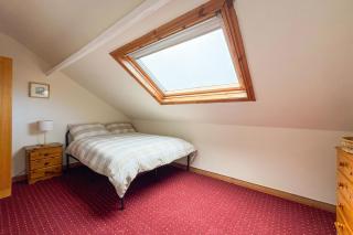 Fabulous Central Belfast Large 4 Bedroom Townhouse - Off Street Parking - 3