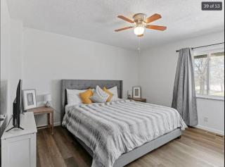 3-bedroom building in serene Saint Ann with WiFi, AC - 5