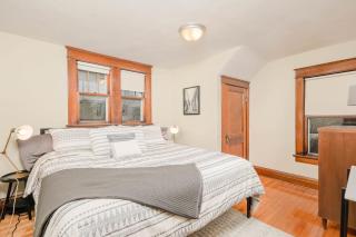 Character Family Home - 3 bedroom 2 bath - 7