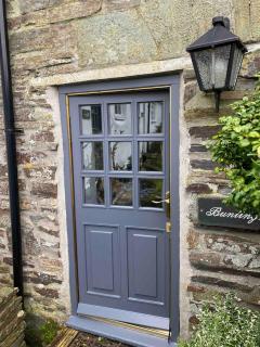 Buntings Cottage at Trenale Court Cottages - 4