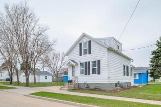 Downtown 2 Bedroom Home - Office - 1