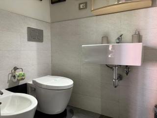 ForumGuestHouse Center Parking - 1