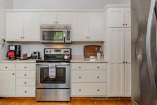 5 Bedroom Family Home - UWSP Walkable - 5