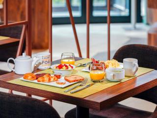 Ibis Luxembourg Airport - 8