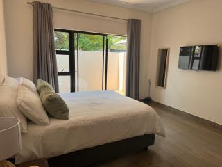 De Vlei - Private Accommodation in Garsfontein - 4