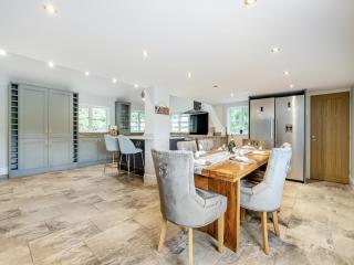 Lovetts Bridge Cottage - 1