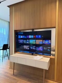 Metropolitan Suites - 1