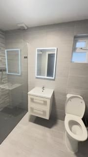 Cozy 2-Bedroom Cottage-Style Home - 7