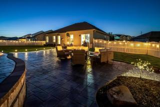 Spacious Country Farmhouse Retreat, Sleeps 16, Pool, Movie Room - 1