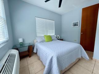 Ocean Terrace 202 a 4 min walk to Sandy Beach - 3