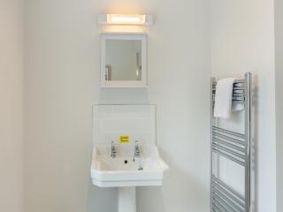 Silverdale Apartment - 3