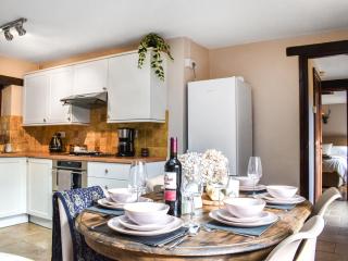 Courtyard Cottage - 6