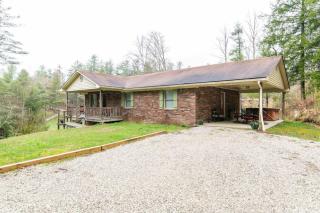 Hot Tub & WiFi -Carrie's Cottage - Red River Gorge - 0