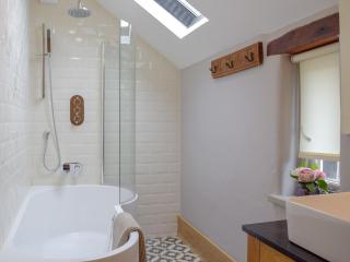 Honeysuckle Cottage-Ukc3194 - 3