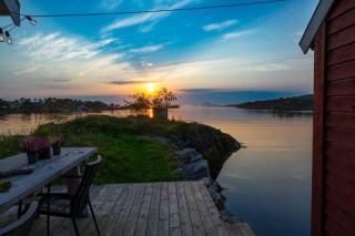 Vár Seaside Cabin - 4