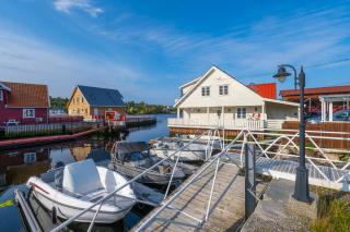 Vár Seaside Cabin - 2
