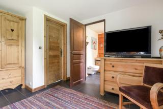 Chalet Taconnaz - Warm & Cosy 3BR Chalet with Fireplace in Nature - By Cozee Rentals - 1