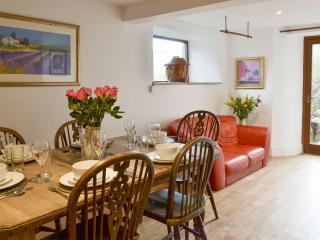 Mad Nelly Cottage - 4