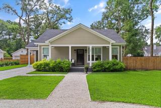 Lillie's Oasis - 400 Kelsall Ave - Kings Terrace - 9