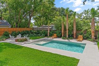 Lillie's Oasis - 400 Kelsall Ave - Kings Terrace - 0