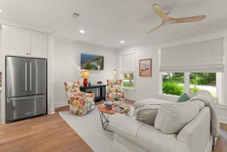 Lillie's Oasis - 400 Kelsall Ave - Kings Terrace - 6