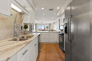 Ocean Front Escape - 1106 Beachview Dr - Demere Park - 3