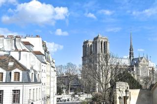 Charming Stay Near Notre Dame FDL - 0