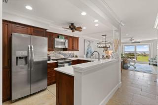 Big Blue - 1108 Beachview Drive - 6