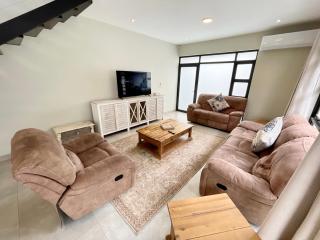 Northern Valleys Family Condo - 5