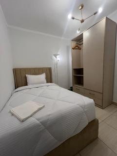 Bright 3-BR Dokki Apartment Balcony -Terrace - 5