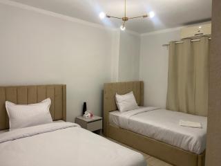 Bright 3-BR Dokki Apartment Balcony -Terrace - 2